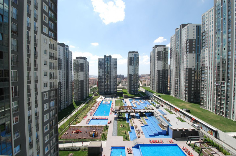 Innovia Residential Building Phase 2 Construction Project