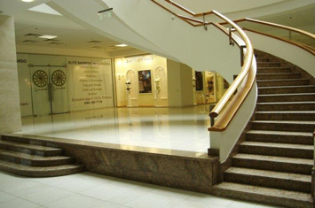 Centre commercial et d'affaires Leonardo