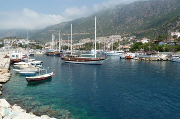 KAŞ YAT LİMANI VE BALIKÇI BARINAĞI İNŞAATI