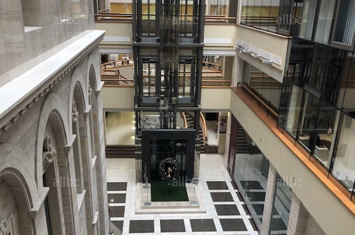 Centre commercial et d'affaires Leonardo