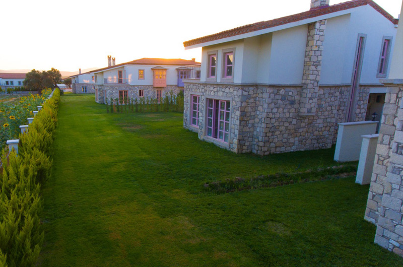 URLA VINEYARD ROAD HOUSES PROJECT