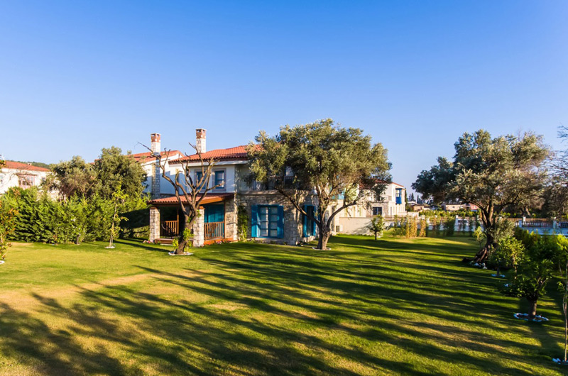 URLA VINEYARD ROAD HOUSES PROJECT