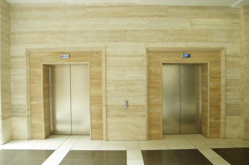 Centre commercial et d'affaires Leonardo